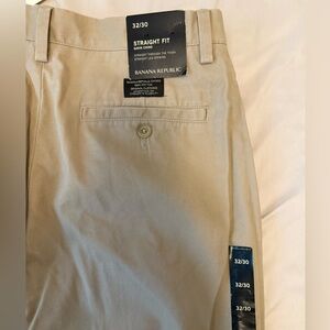 Banana Republic Men’s Tan Gavin Chinos Straight Fit
